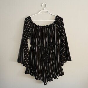 Emery Women's M Black Striped Bell Sleeve Off-the-Shoulder Flare Romper Shorts‎